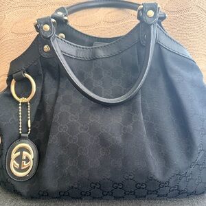 Gucci Sukey Medium GG Black Canvas Tote